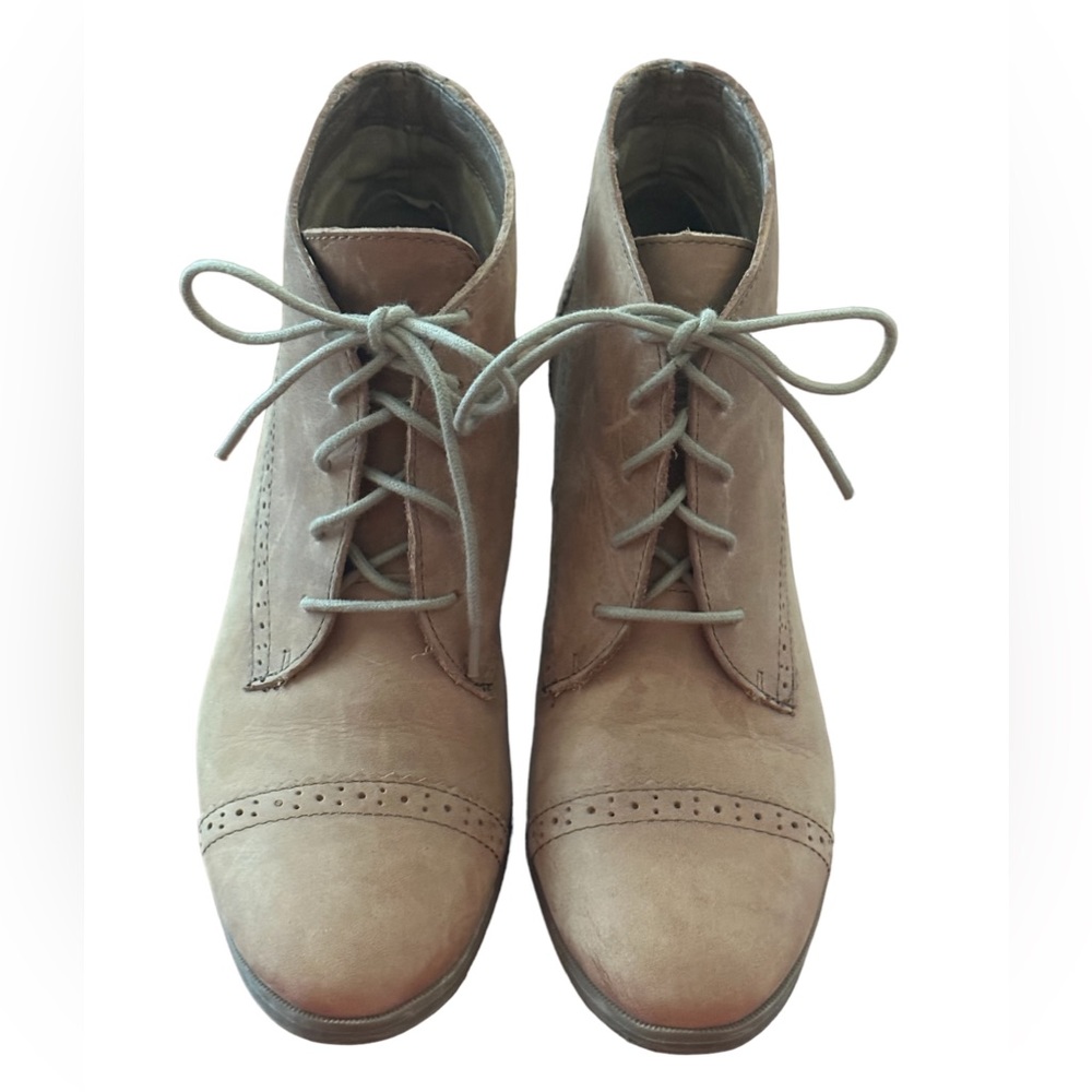 G.H. Bass & Co. Porter Leather Booties
